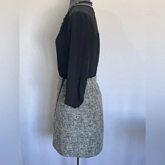 Banana Republic Grey Tweed Diagonal Zip Mini Skirt Size 0 - Picture 2 of 10